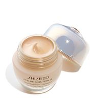 Shiseido Total Radiance Foundation 30 ml Cazuela Crema 3 Golden