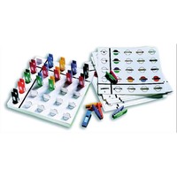 Jeu éducatif composé d'une base de jeu,12 fiches d'exercice évolutives, 36 mini pinces bicolores de 4 cm - produit supprimé à épuisement du stock