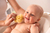 Rotho Babydesign 1024104062 Baby-Badeschwamm Schwamm-Handschuh Gelb