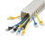 StarTech.com 2m Verdrahtungskanal 50x50mm - Kabelkanal mit 8mm Schlitze - PVC-Netzwerkkabelabdeckung - bis zu 80 Kabel - UL geprüft