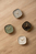 Karlsson Wecker Travel Square Quarzwecker Gold, Grau