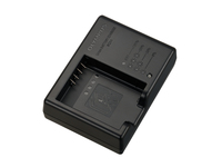 Olympus V6210380E000 oplader voor mobiele apparatuur Digitale camera Zwart AC Binnen