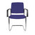 Silla acolchada apilable, silla oscilante, UE 2 unid., armazón negro, acolchado azul.