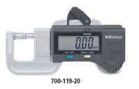 MITUTOYO Gyors vastagságmérő mini kivetelü digitális : 0 - 12 mm / 0,01 mm / karkinyúlás: 18 mm 700-119-30