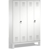 EVOLO cloakroom locker, doors close in the middle