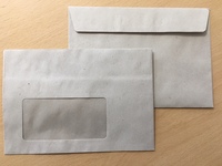C6 Briefumschlag, recycling grau 75g, mit Haftklebung Abdeckstreifen, mit Fenster