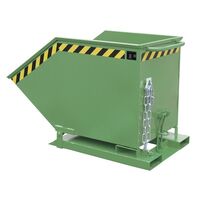 Tilting skip with tilting mechanism