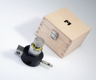 Accesorios para prensas de laboratorio Descripción Set de troquel para prensa 13 mm en caja de madera