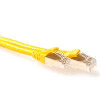 ACT Gele 25 meter SFTP CAT6A patchkabel snagless met RJ45 connectoren