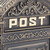 Relaxdays Briefkasten Antik Englischer Wandbriefkasten aus Aluguss mit breitem Briefschlitz für DIN A4 Umschläge HBT: 44,5 x 31 x 9,5 cm nostalgischer Postkasten mit rundem Dach, bronze