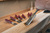 STUBAI Stechbeitel mit rotem Plastikgriff & extra langer Klinge, Ø 35 mm, Stemmeisen zur präzisen Bearbeitung von Holz hochwertiges Werkzeug für Schreiner Tischler Heimwerker