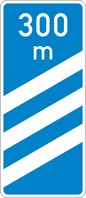 Verkehrszeichen VZ 450-52 Ankündigungsbake blau, dreistreifig, 1500 x 650, Alform I, RA 3